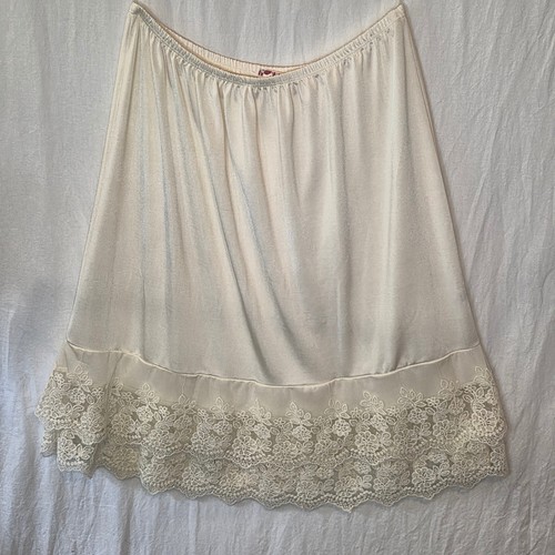 Altar state intimates ivory - altar'd,