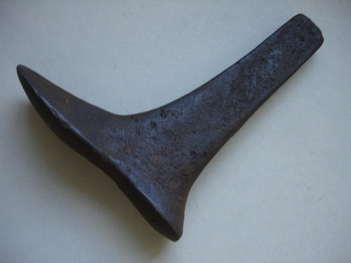 Antique cast iron - shoemakers, /