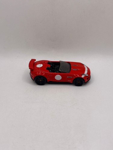 Hot wheels jaguar type - hot, f-type
