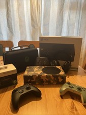 Xbox Series S Black 1TB with Controller, Rechargeable Battery, Headset And Case