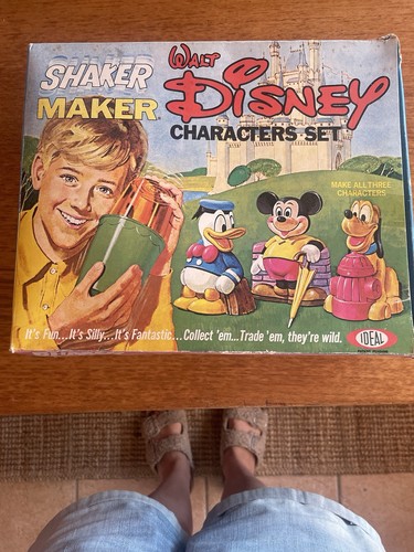 Shaker maker disney set s - shaker,