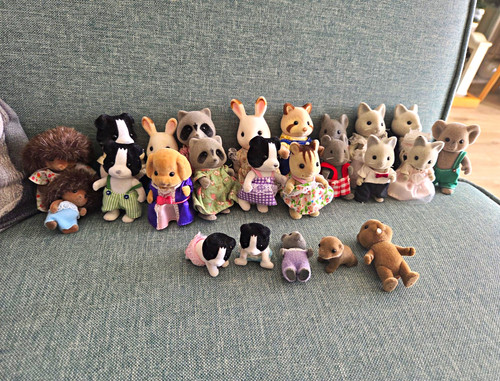 Sylvanian families figures - sylvanian,