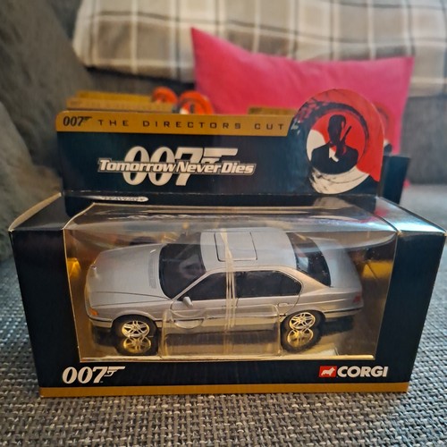 Corgi cc05104 bmw 750i james - cc05104,
