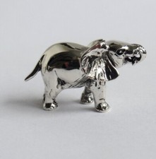 Elephant figurine medium