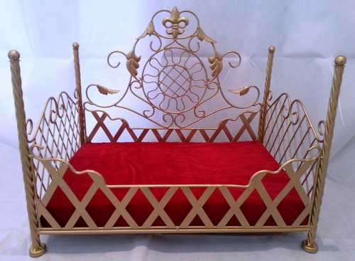 Small dog bed - bed, inc