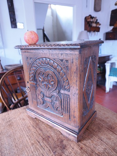 Carved oak cupboard - oak,