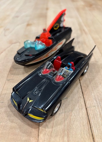 Vintage corgi batmobile - corgi, 1960