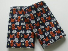 BABY CARRIER DRIBBLE/SUCK