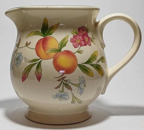 Cloverleaf peaches and - peaches,