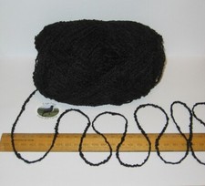 100g balls Black Boucle 100%