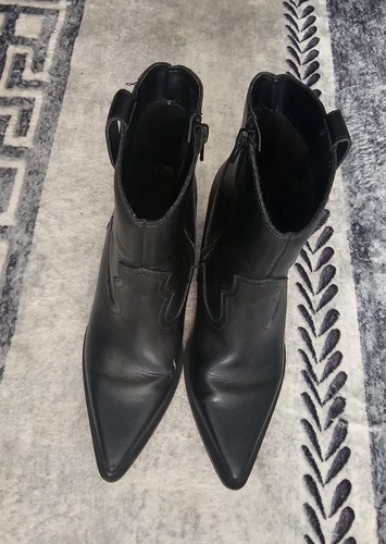 Black pointed toe ankle - pointed,