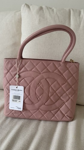 Chanel pink medallion tote - pink,
