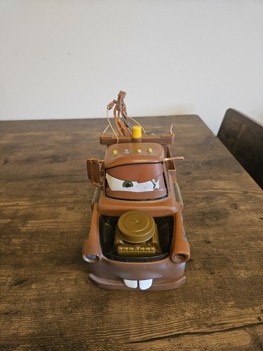 Disney pixar cars tow mater - disney,