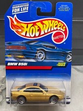 HOT WHEELS 1999 BMW 850I GOLD