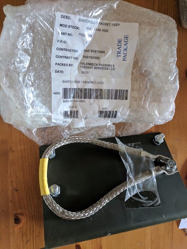 Hagglunds switch box - box, bracket