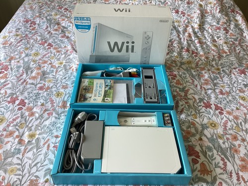 Nintendo wii console bundle - nintendo,