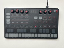 IK Multimedia Uno Synth Analogue Synthesiser