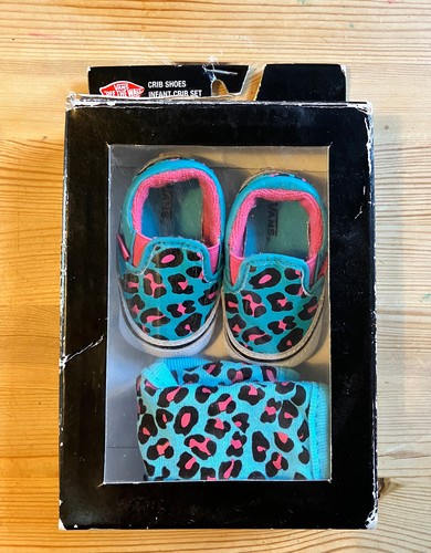 Baby vans crib - vans,