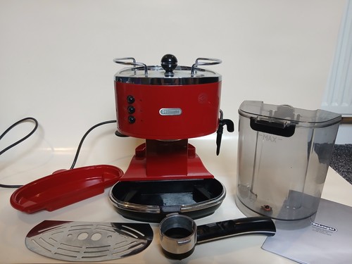 Delonghi coffee machine - delonghi,