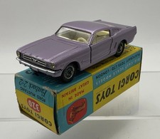 Corgi 320 Ford Mustang