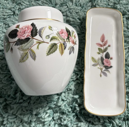 Wedgewood hathaway rose bone - hathaway,