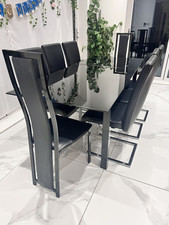 Dining table and chairs 6 Extending black Glass