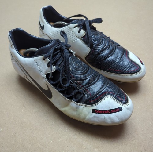 Nike total shoot - total,
