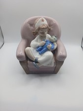 Nao By Lladro Figurine Girl