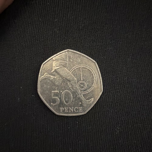 2004 50p coin elizabeth ii - 2004,