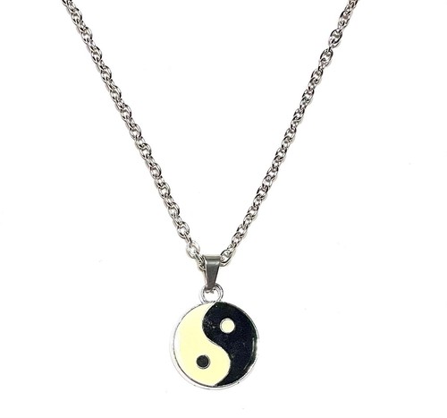 Yin yang pendant 20mm - yin,