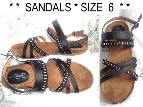 Ladies black strappy - *,