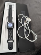 Apple Nike Watch SE  GPS 40mm  Space Grey A2351 Black Sports