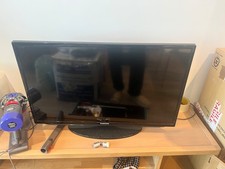 Samsung UE32EH5000K 32" LED TV Freeview 