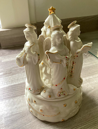 Lenox china jewels musical - lenox,