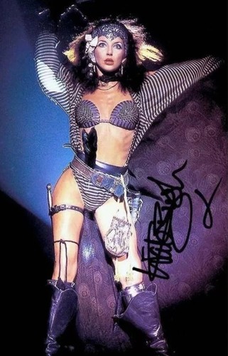 Kate bush amazing sexy - sexy, singer