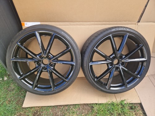 Genuine audi tts black - audi,