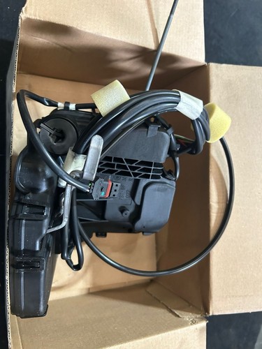 Mercedes front right door - front,
