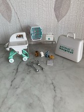 Puppy in my Pocket Animal Hospital accessories