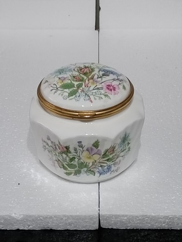 Aynsley wild tudor - fine, bone