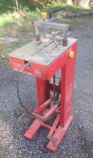 Under pinner, M4, underpinner,Framers Corner,picture framers.  For spares/repair