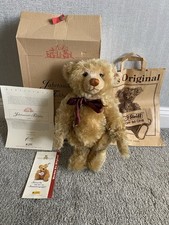 Collectable STEIFF 670374