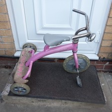 GIANT Vintage Kids Tricycle