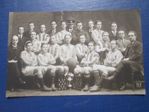 Postcard football team - postcard,