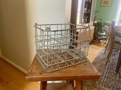 Vtg metal milk - metal, rustic