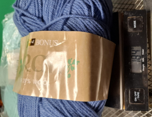 Sirdar bonus aran yarn - bonus,