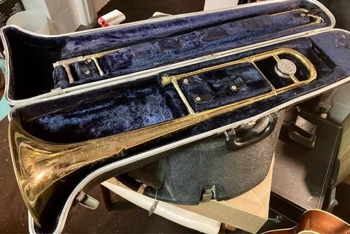 Conn vintage trombone case - conn,