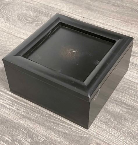 Frame for tile - x, black