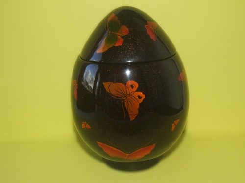 Decorative lacquered egg - decorative,