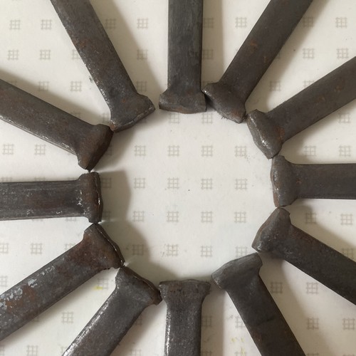 Vintage square shank - x,