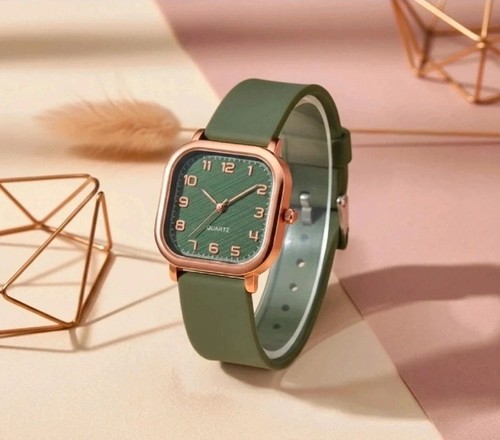 Quartz analog watch for - analog, women
